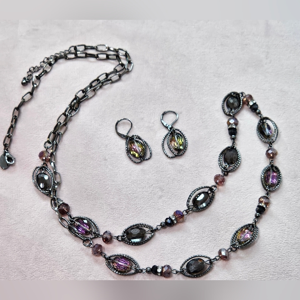Charming Charlie Purple Jewelry Set Necklace and Earrings